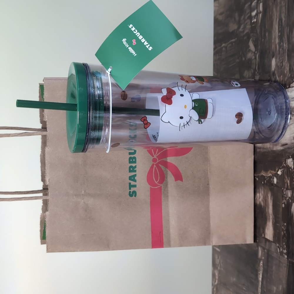 Viral 🎥 Limited Edition Starbucks x Hello Kitty Cold Cup Tumbler, 2025 - Picture 2 of 5